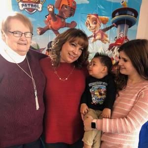 Meet your Posher, Kelli